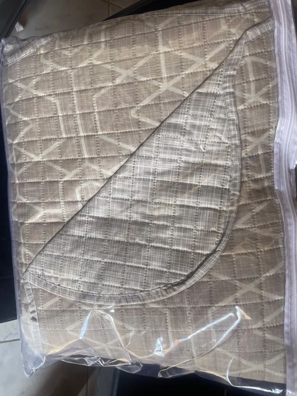 Colcha Casal Paris Color Art - Duas Faces - 220x240cm - Foto 2