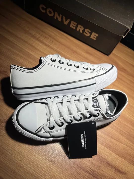 Tênis All Star Couro Chuck Taylor Cores Preto/Branco/Caramelo - Foto 3