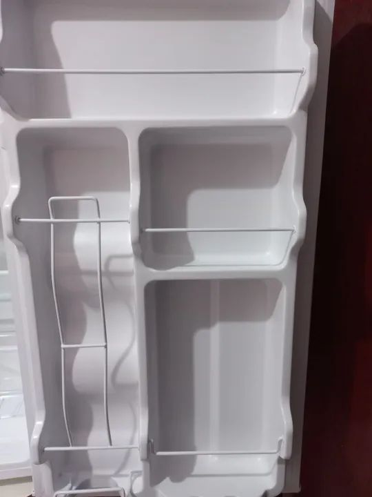 Frigobar midea novo 93L na garantia! - Foto 2