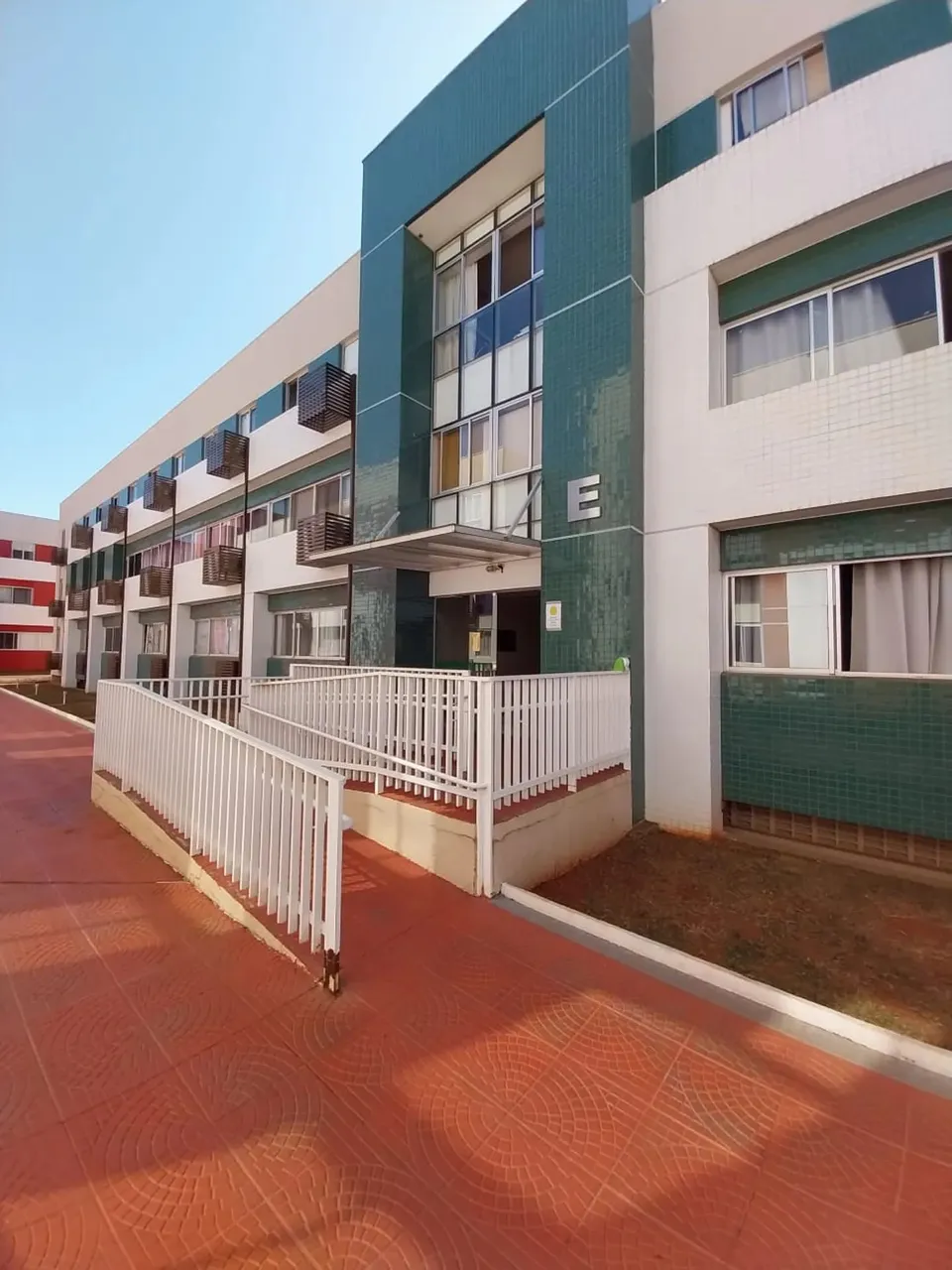 Studios 906, kit térrea