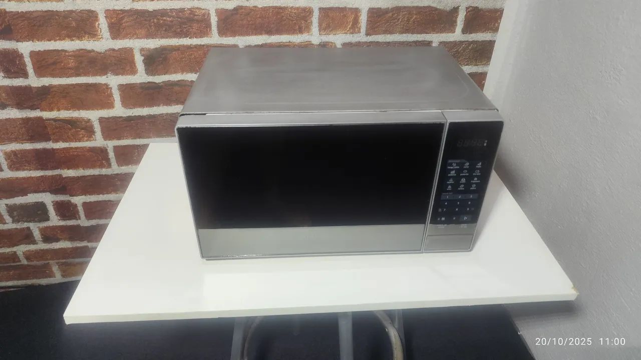 Microondas Midea (c/garantia de três meses e entrega grátis)