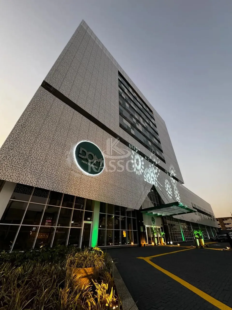DOM MEDICAL CENTER