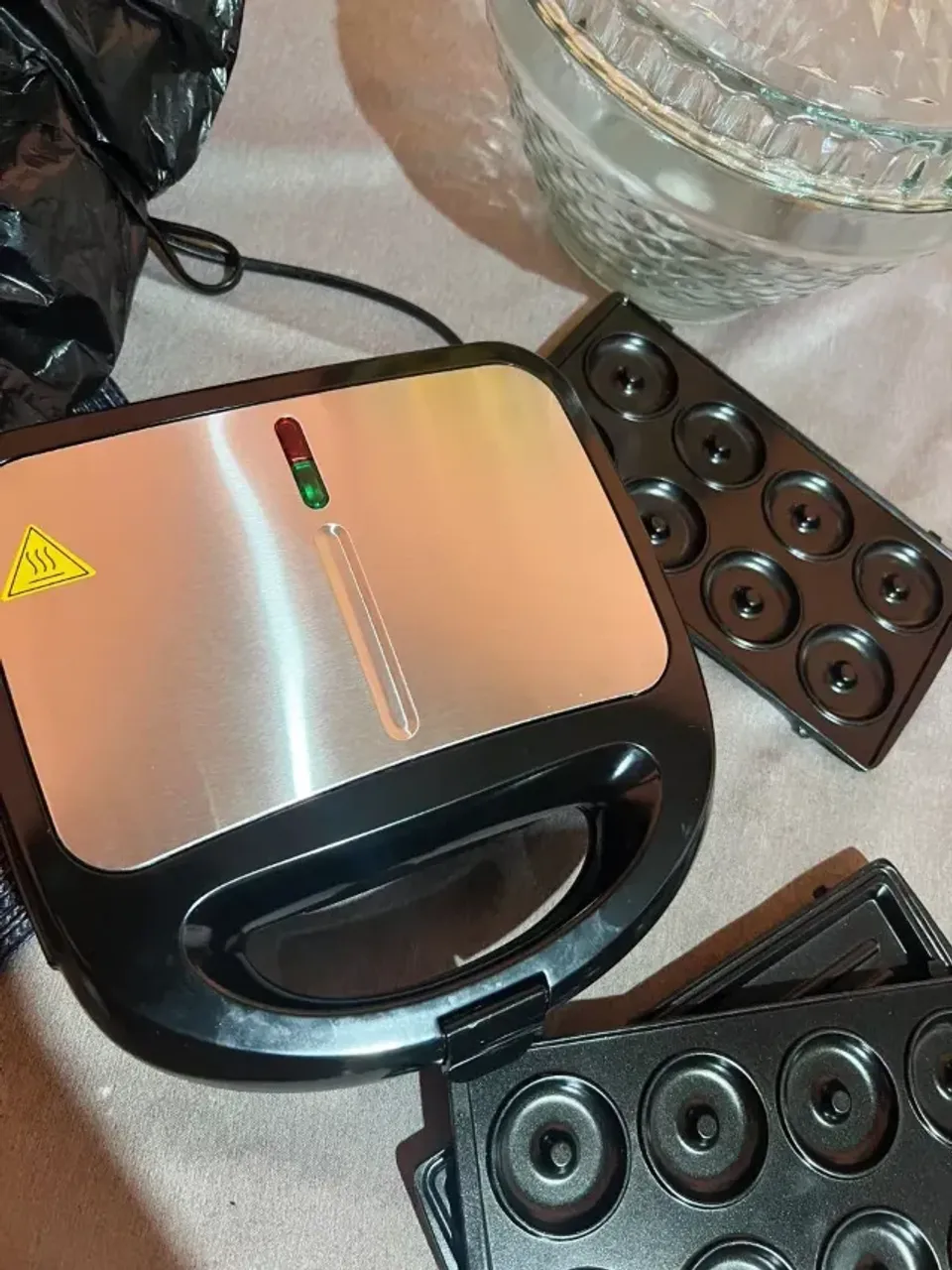Máquina Donuts Wafler Rosquinha Sanduicheira 3 Em 1 110V/220V