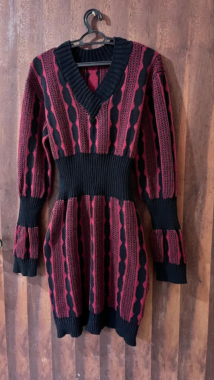 Vestido Malha Preto e Vermelho 
