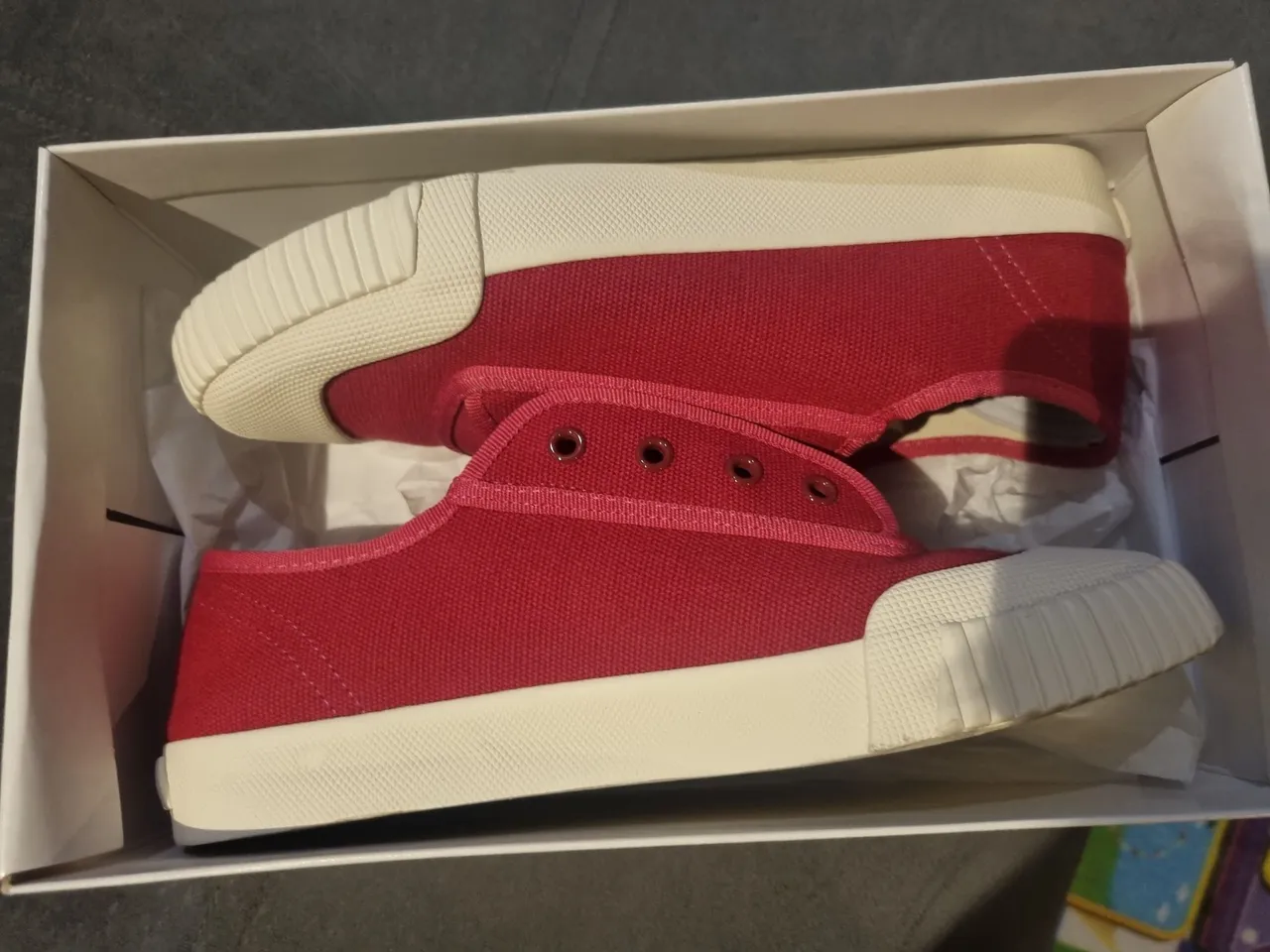 Sneaker Schutz, novíssimo 38