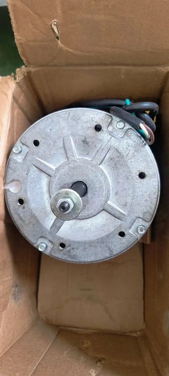 Vendo excelente motor condensador 36 a 58 mil BTUs.. - Foto 2
