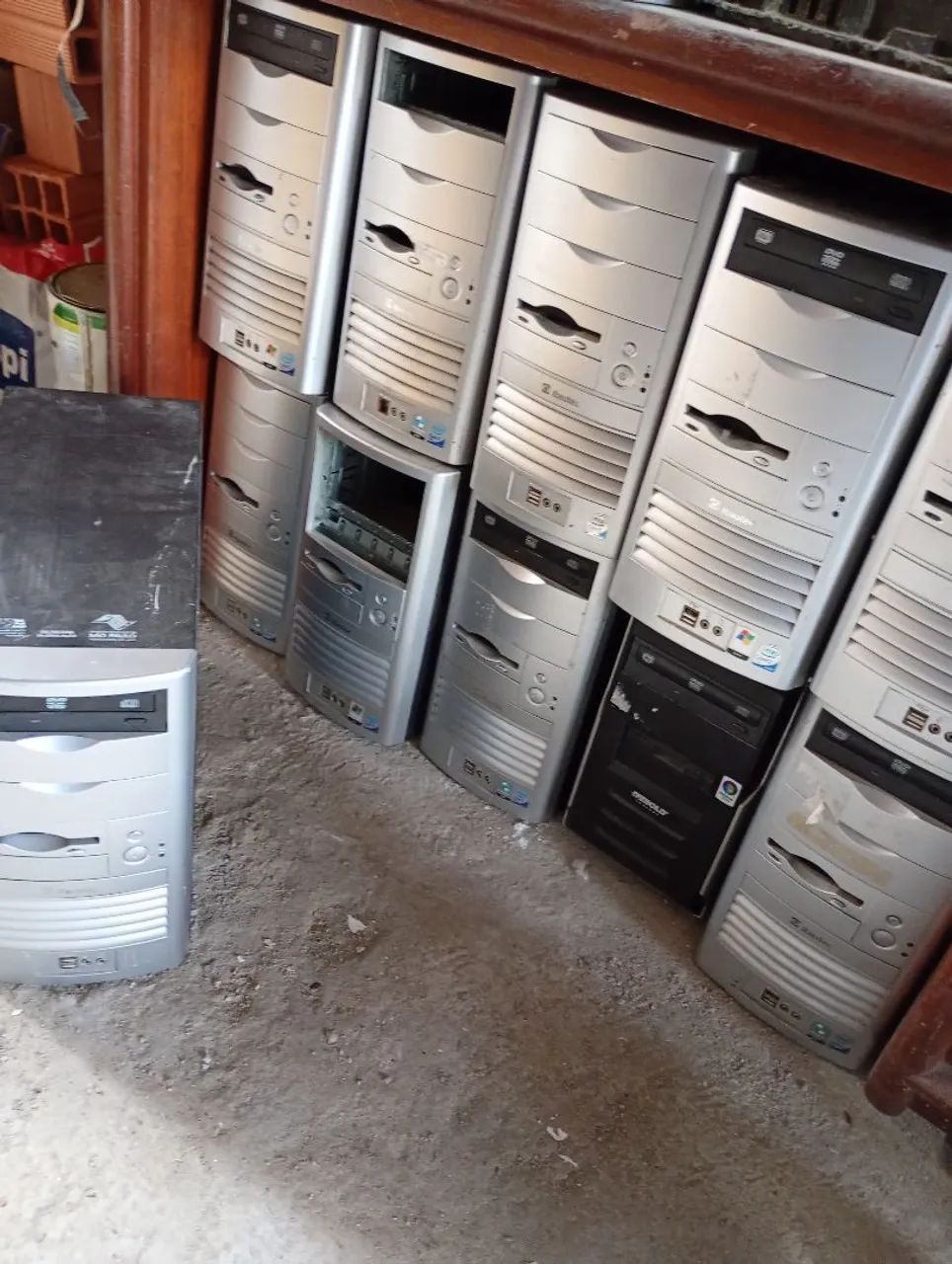 Lote gabinetes sem placa + fonte + floppy diskete + drive cd