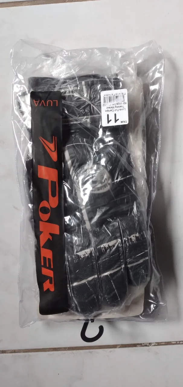 Luva de Goleiro Poker N11