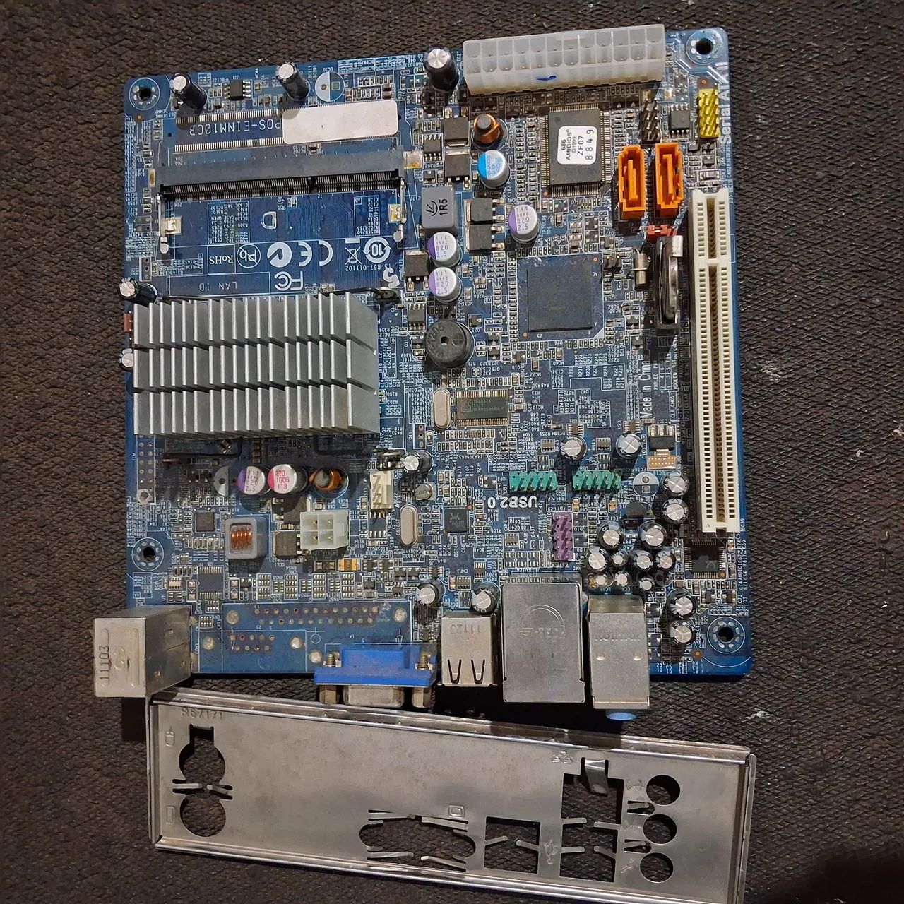 Placa-Mãe POS-EINM10CB