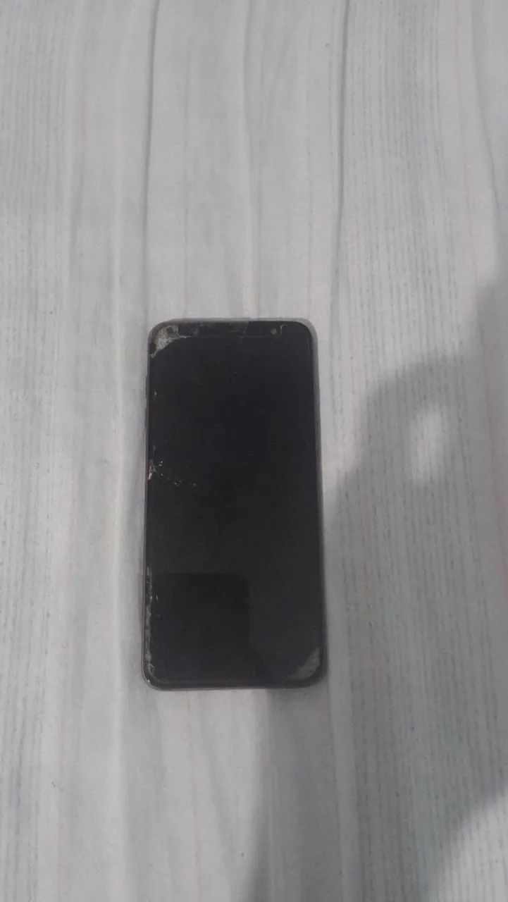 Samsung Galaxy j8  - Foto 2