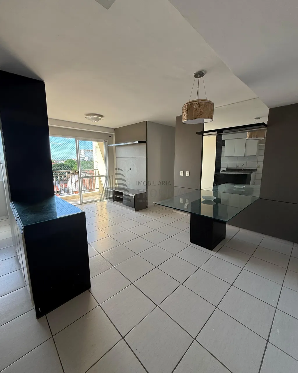 Alugo Condominio Smille Horto apt. com 3 quartos em Ininga - Teresina - PI