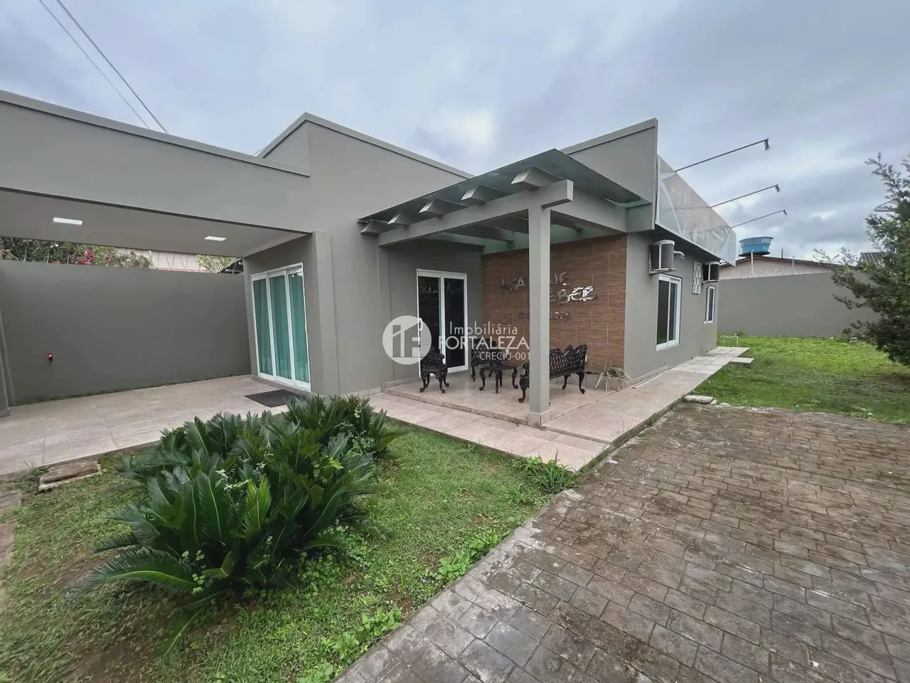 Imóvel para aluguel tem 107 metros quadrados com 3 quartos em Morada do Sol - Rio Branco -