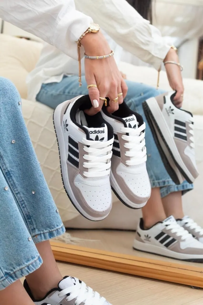 Tênis Adidas Forum Baixos R$150,00
