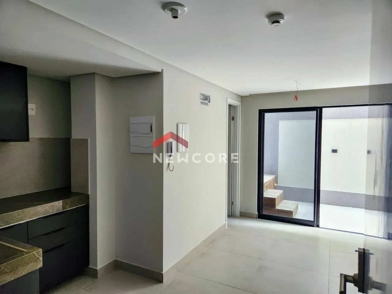 Studio em Avenida Governador Argemiro de Figueiredo - Jardim Oceania - João Pessoa/PB - Foto 4