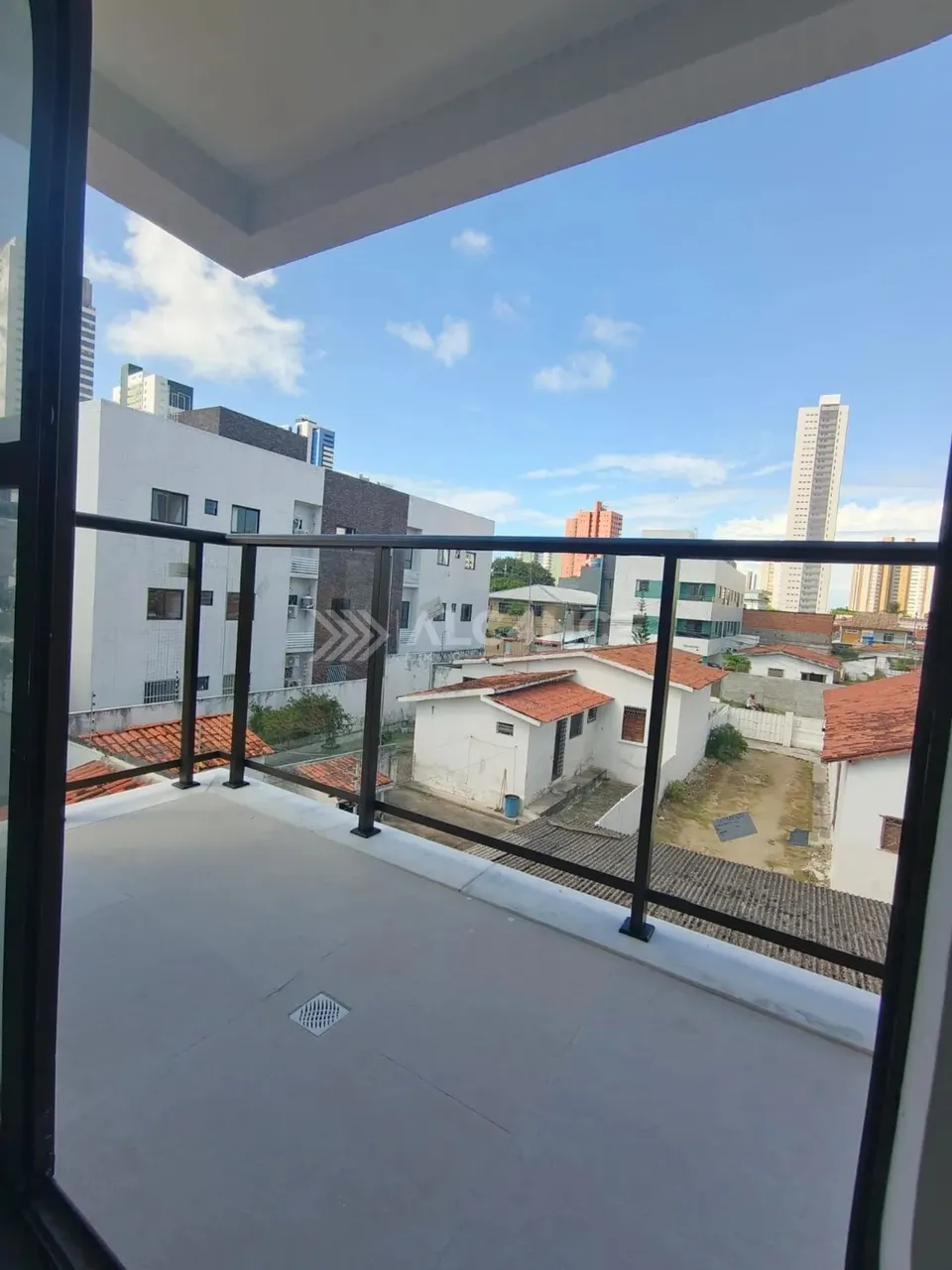 Apto - 3 Quartos - 1 Suíte - 68 m² - Miramar, João Pessoa/PB