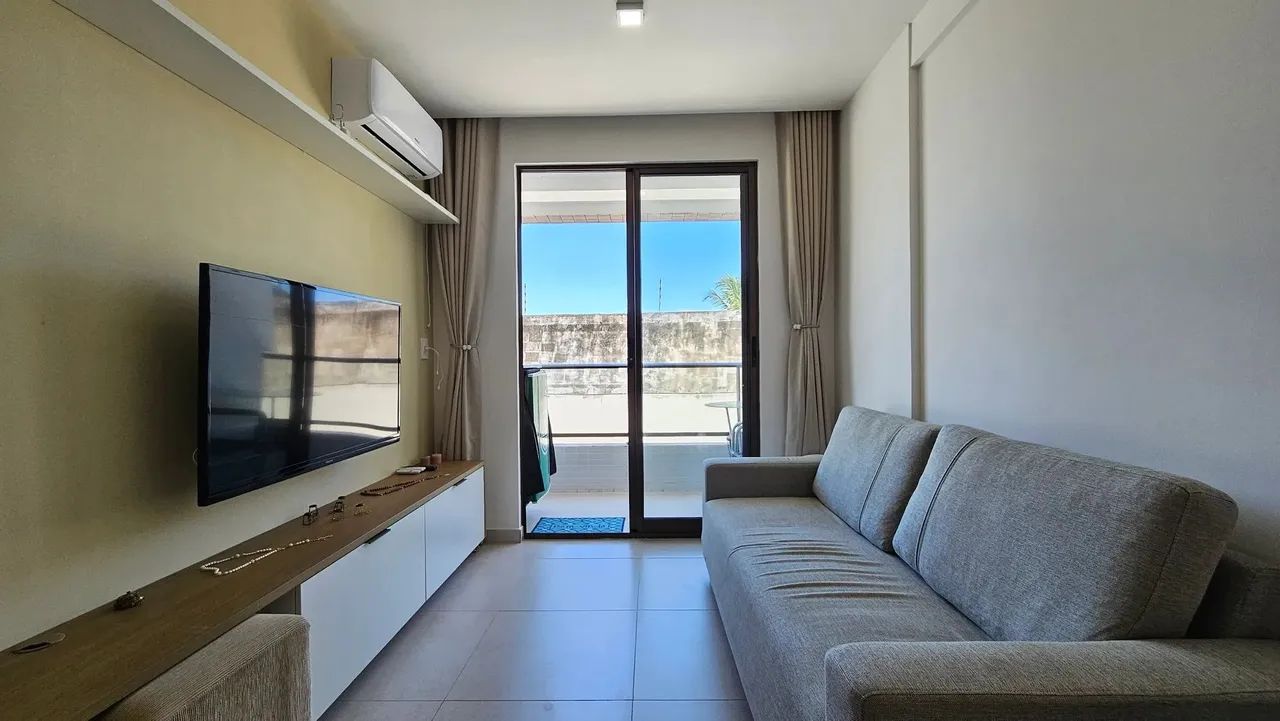 VENDE - Apartamento mobiliado com 51,40m², 2 quartos/suíte, varanda vista mar, 1 vaga - Pr - Foto 2