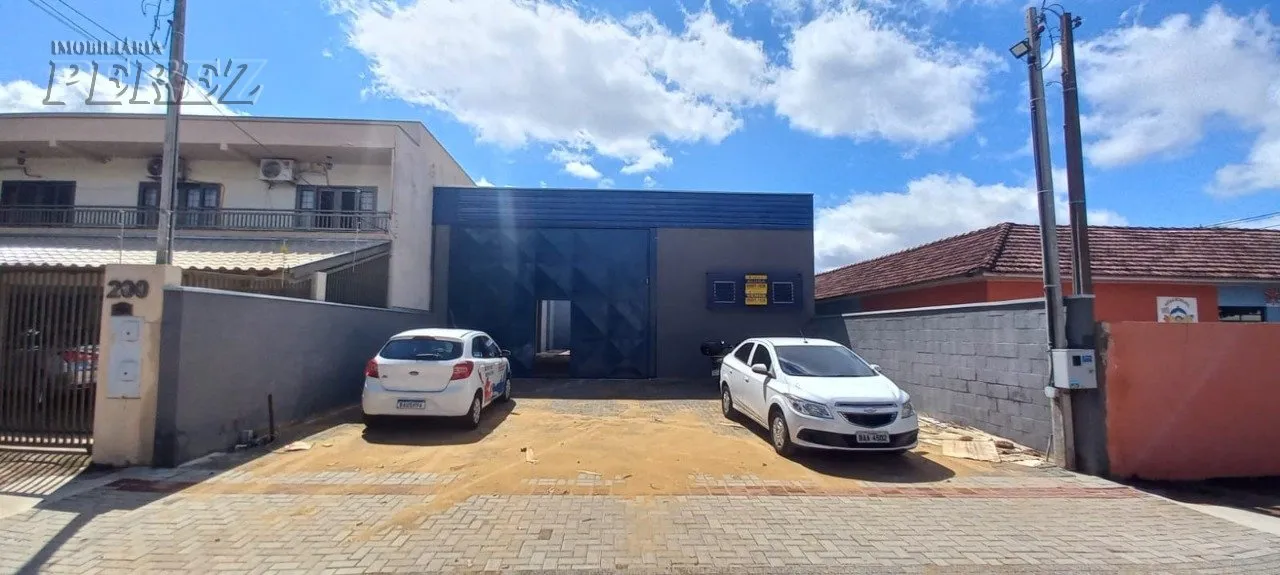 A Imobiliária Perez oferece a você uma ótima oportunidade de barracão para venda e locação