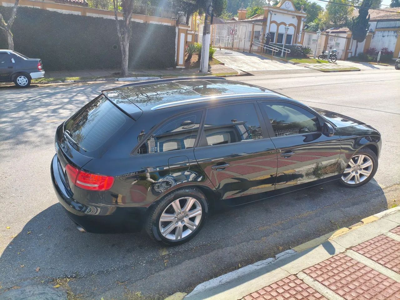 Audi A4 2.0 Avant TFSI 183/180cv Multitroni 2011 - Foto 3