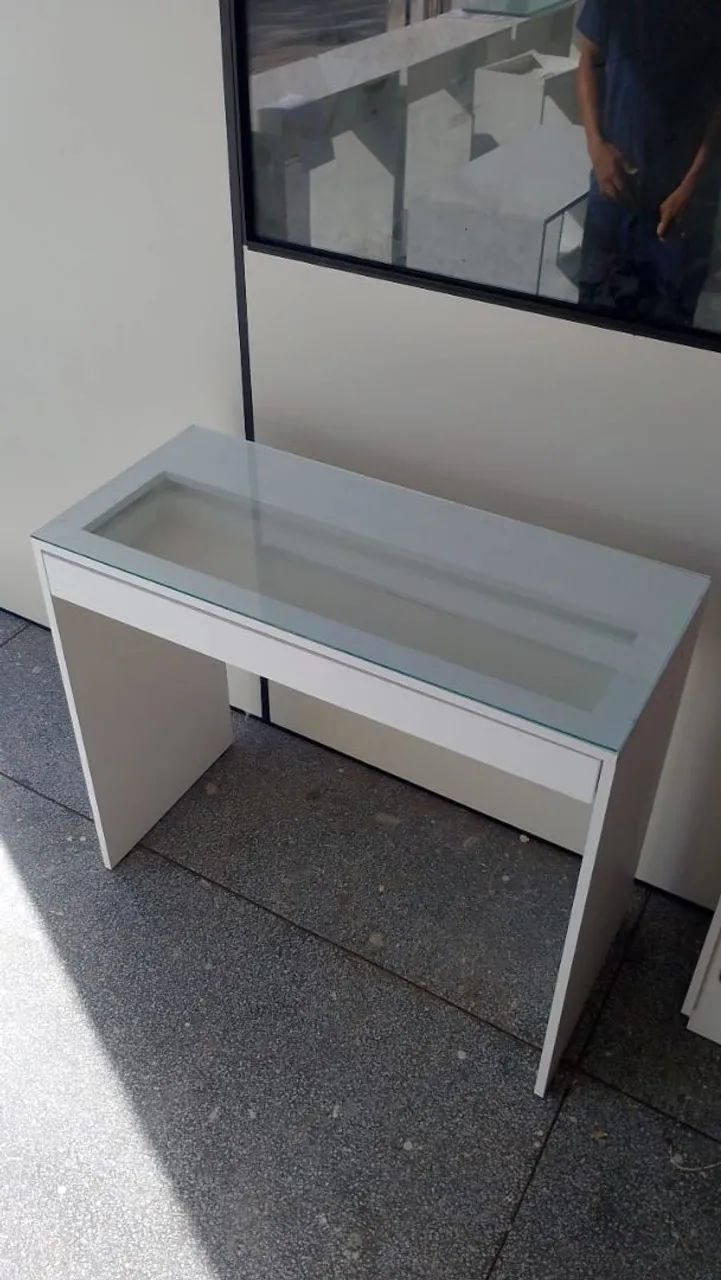 Mesa Gavetão com Tampo de Vidro65576106969474121