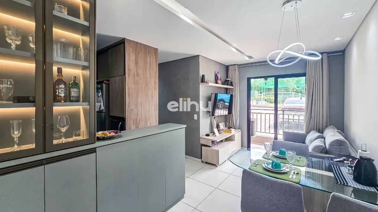 Apartamento mobiliado com 02 quartos no MLar Jacarey