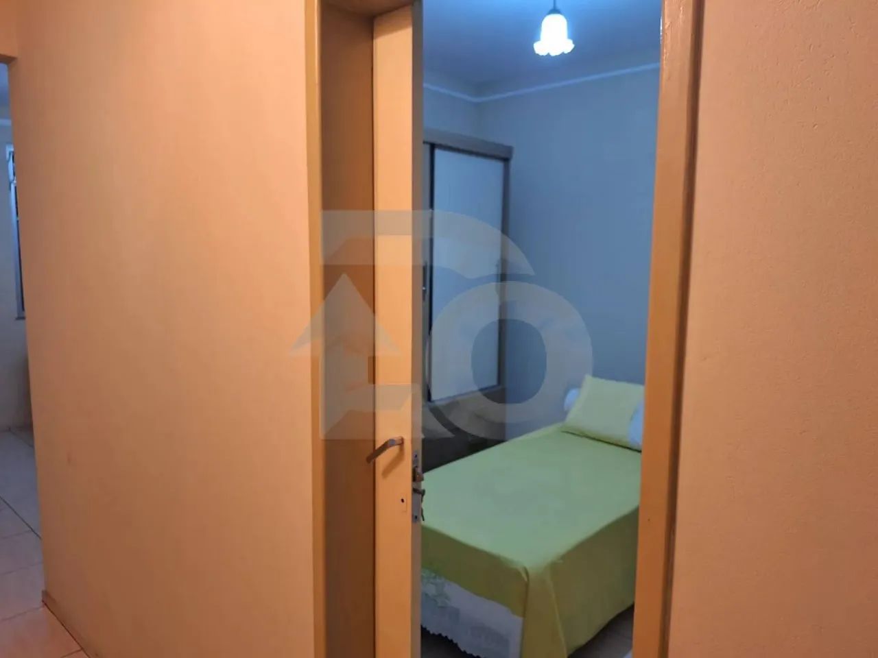 Casa no Bairro Cirurgia com 3 Quartos, Quintal, 4 Banheiros e Vaga de Garagem. - Foto 3