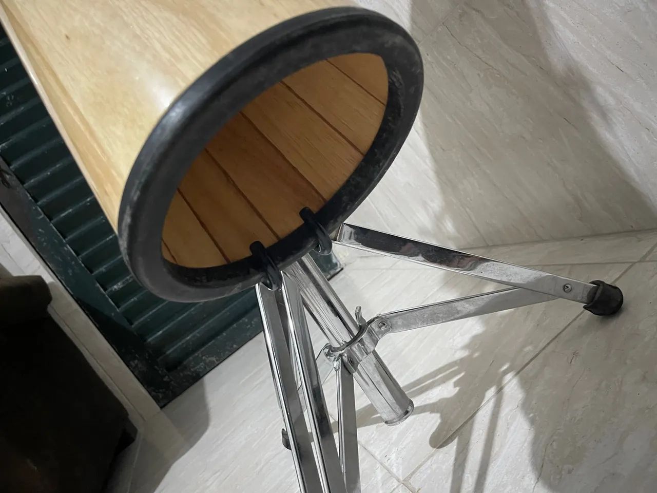 Djembe da marca Aspire+ pedestal de Djembe com regulagem - Foto 3