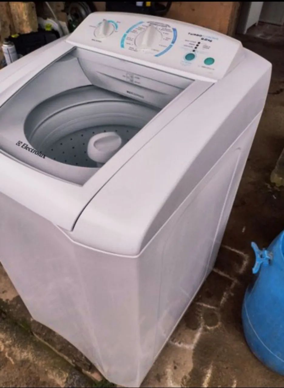 Máquina Eletrolux turbo capacidade 9 KG funcionando perfeitamente testo na hora entrego - Foto 5