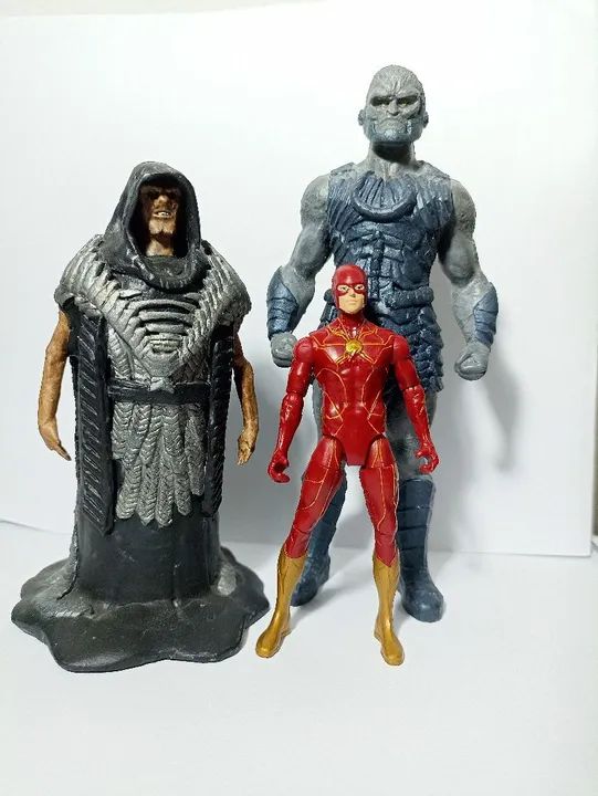 Boneco DARKSIDE CUSTOM do Snydercut - Foto 5