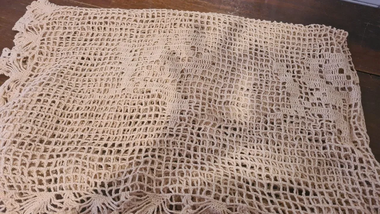 Linda toalha de mesa em crochê artesanal Tam grande
