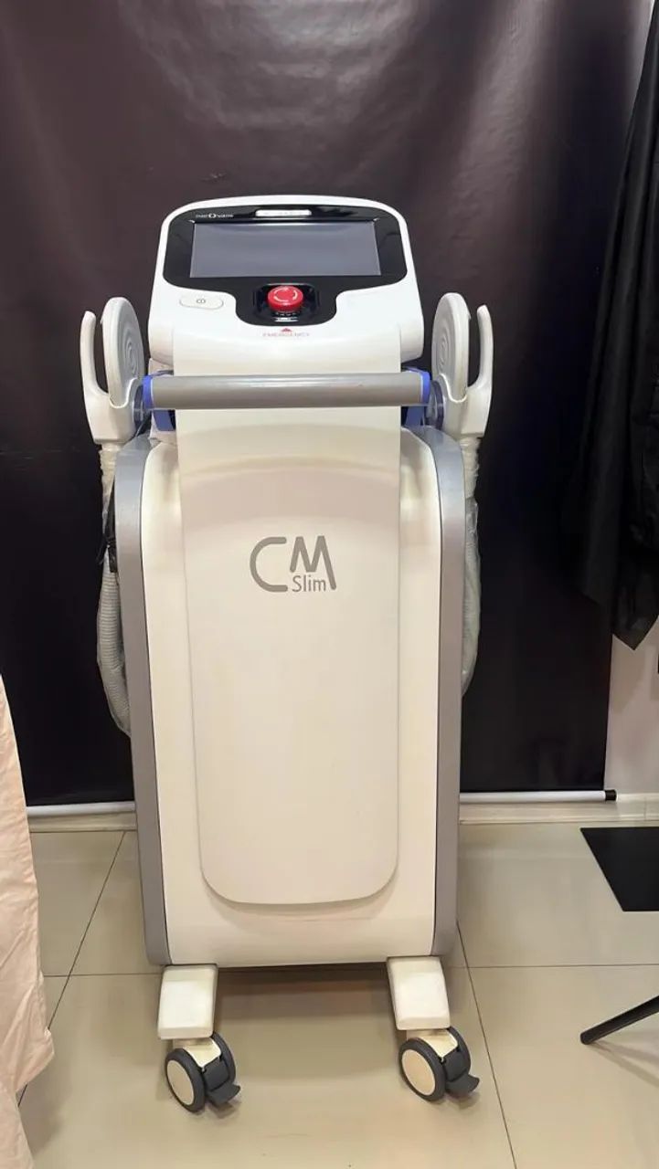 Equipamento para tratamento com ondas eletromagnéticas para estimulo muscular - Foto 2