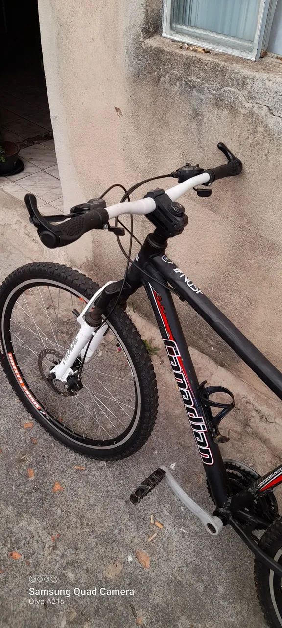 Bicicleta aro 26 freio a disco