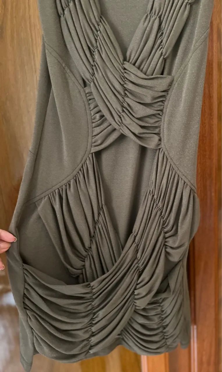 Vestido drapeado elegante - Tam M - Foto 2