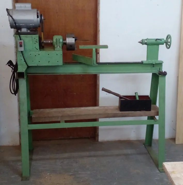 Torno para madeira 