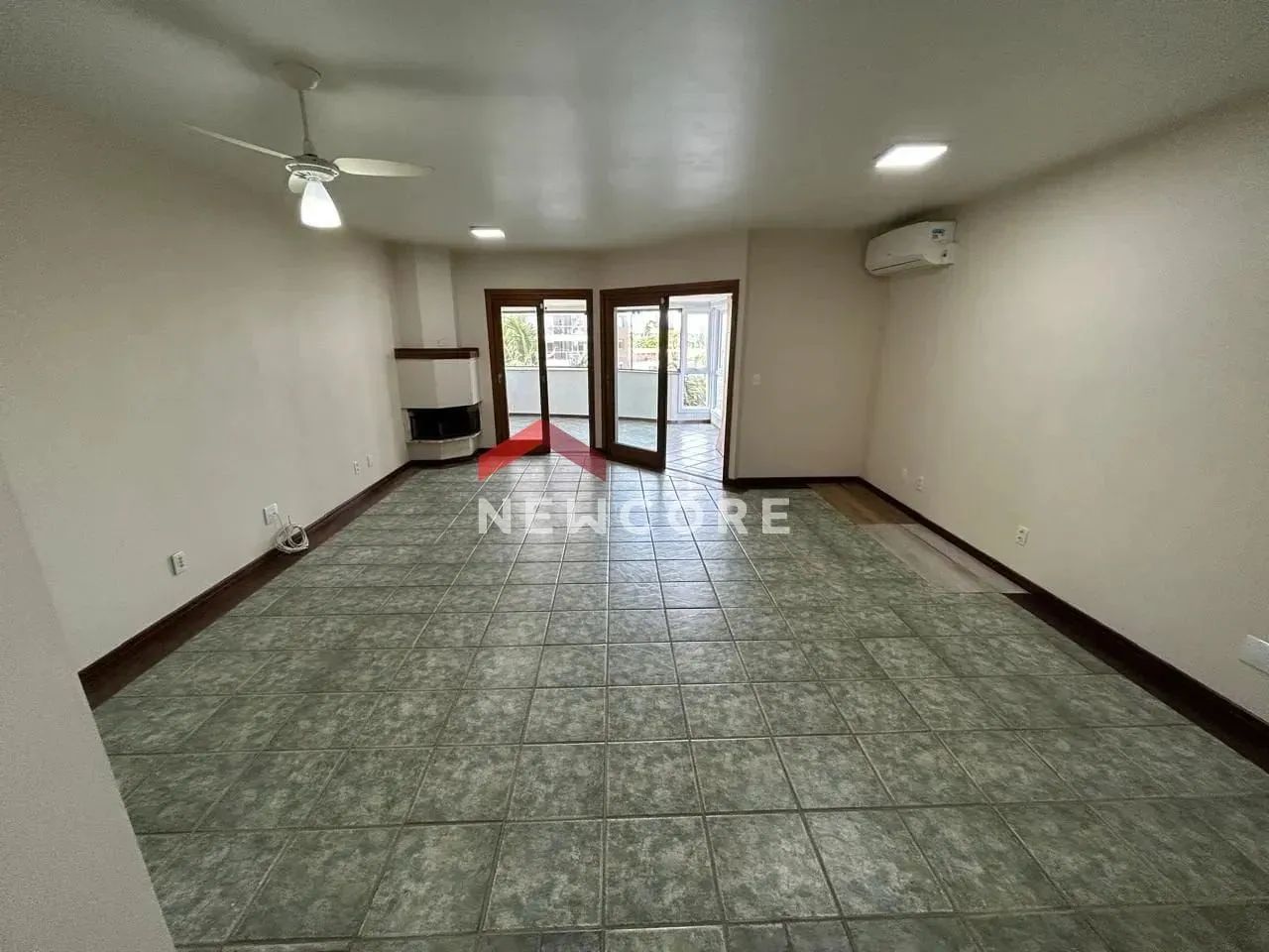 Apartamento em Avenida Silva Jardim - Praia Grande - Torres/RS - Foto 5