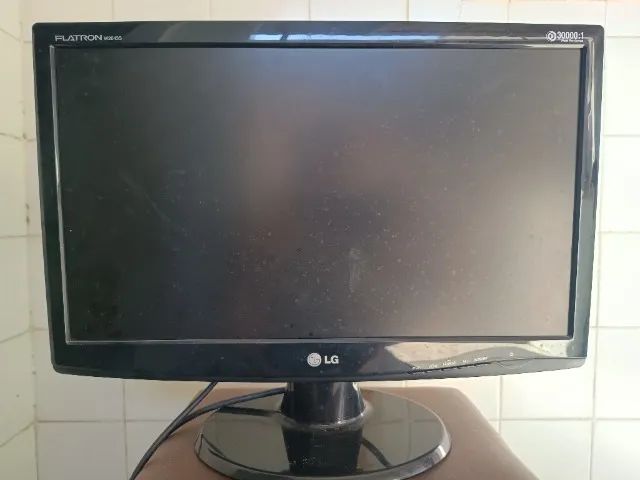 Monitor AOC C/ defeito