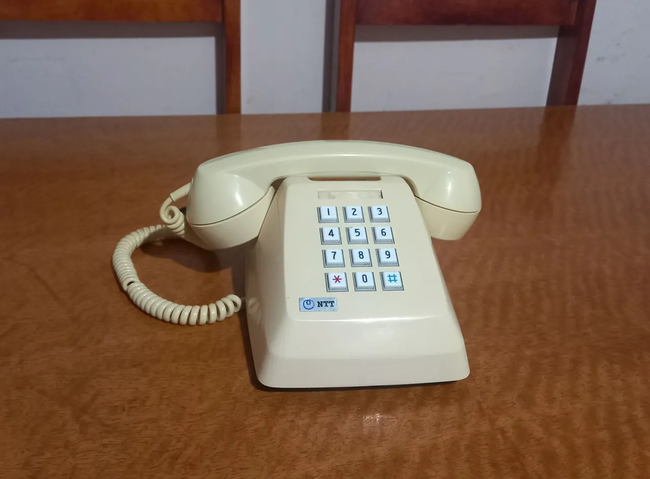Telefone Fixo NTT - Retro