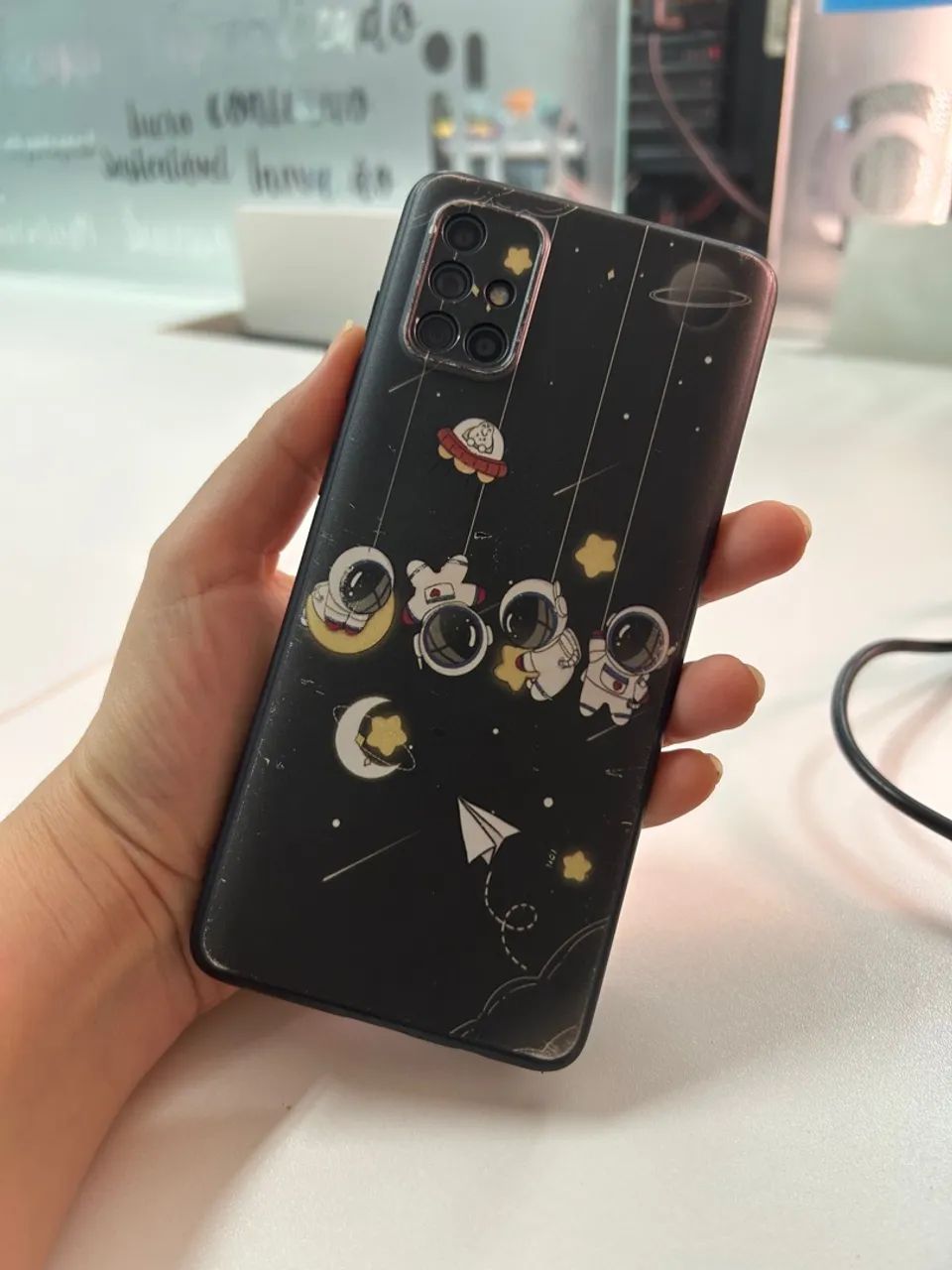 Vendo Samsung A71 usado - Foto 2
