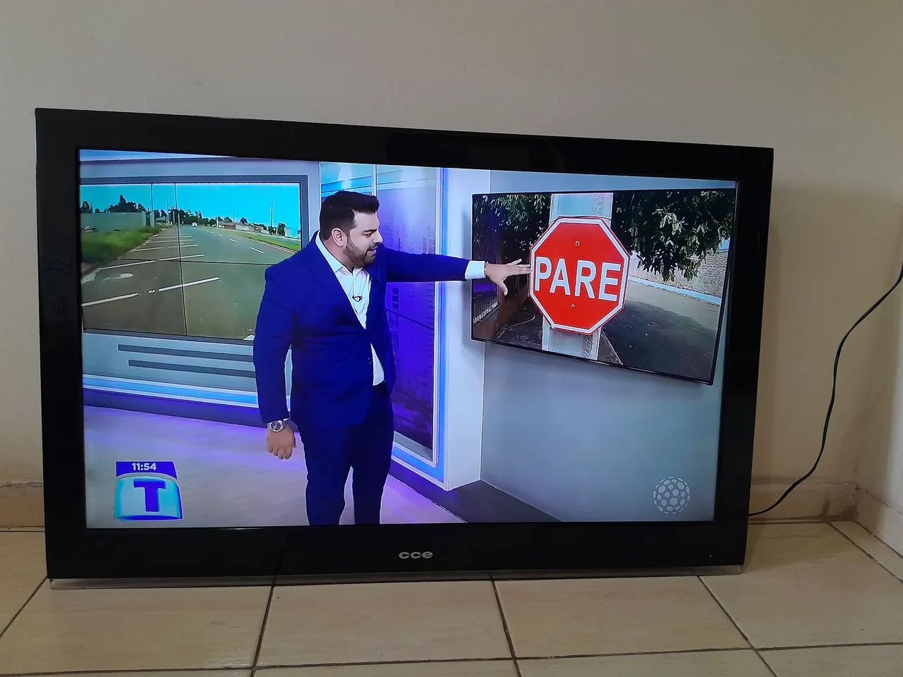 TV LCD 47 polegadas CCE Já é digital  - Foto 3