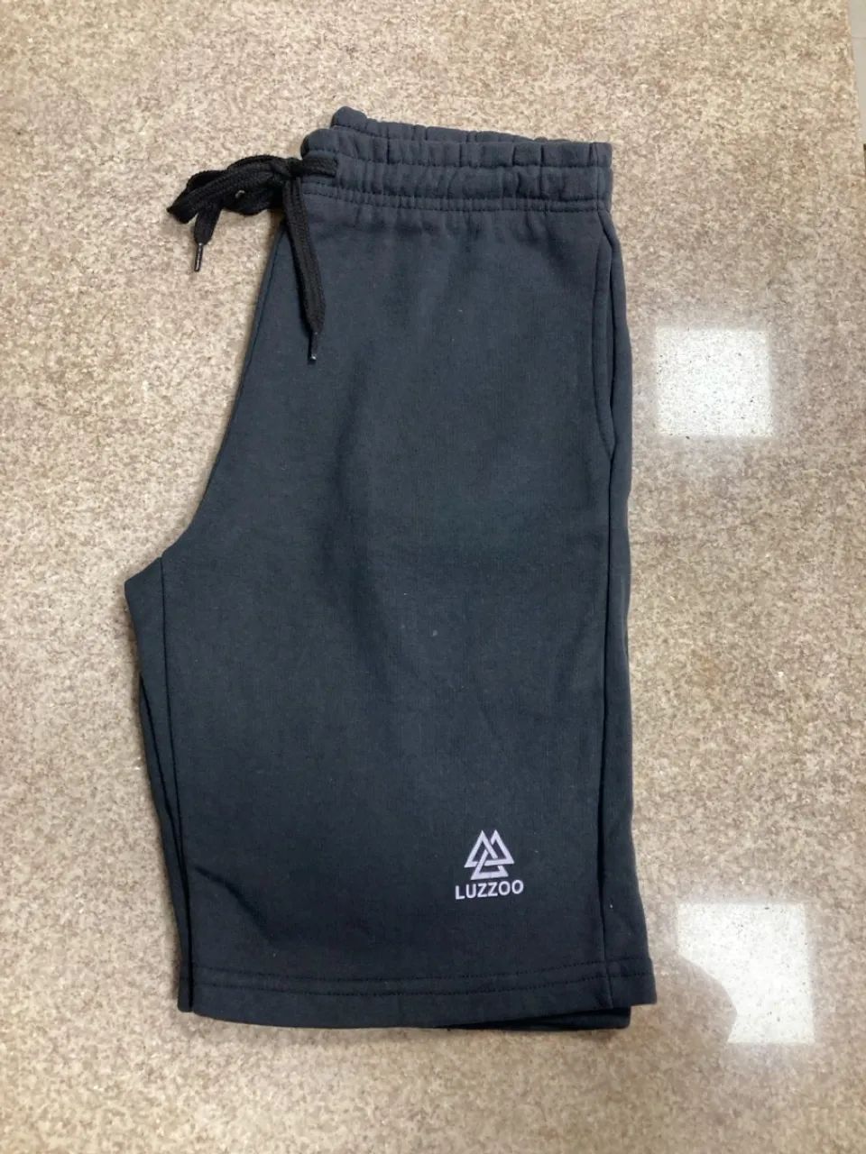 Bermuda de Moletom Masculina Cinza Chumbo - Foto 4