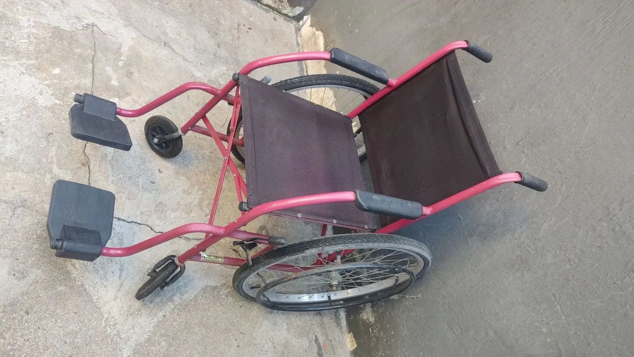 Cadeira de Rodas  - Foto 3