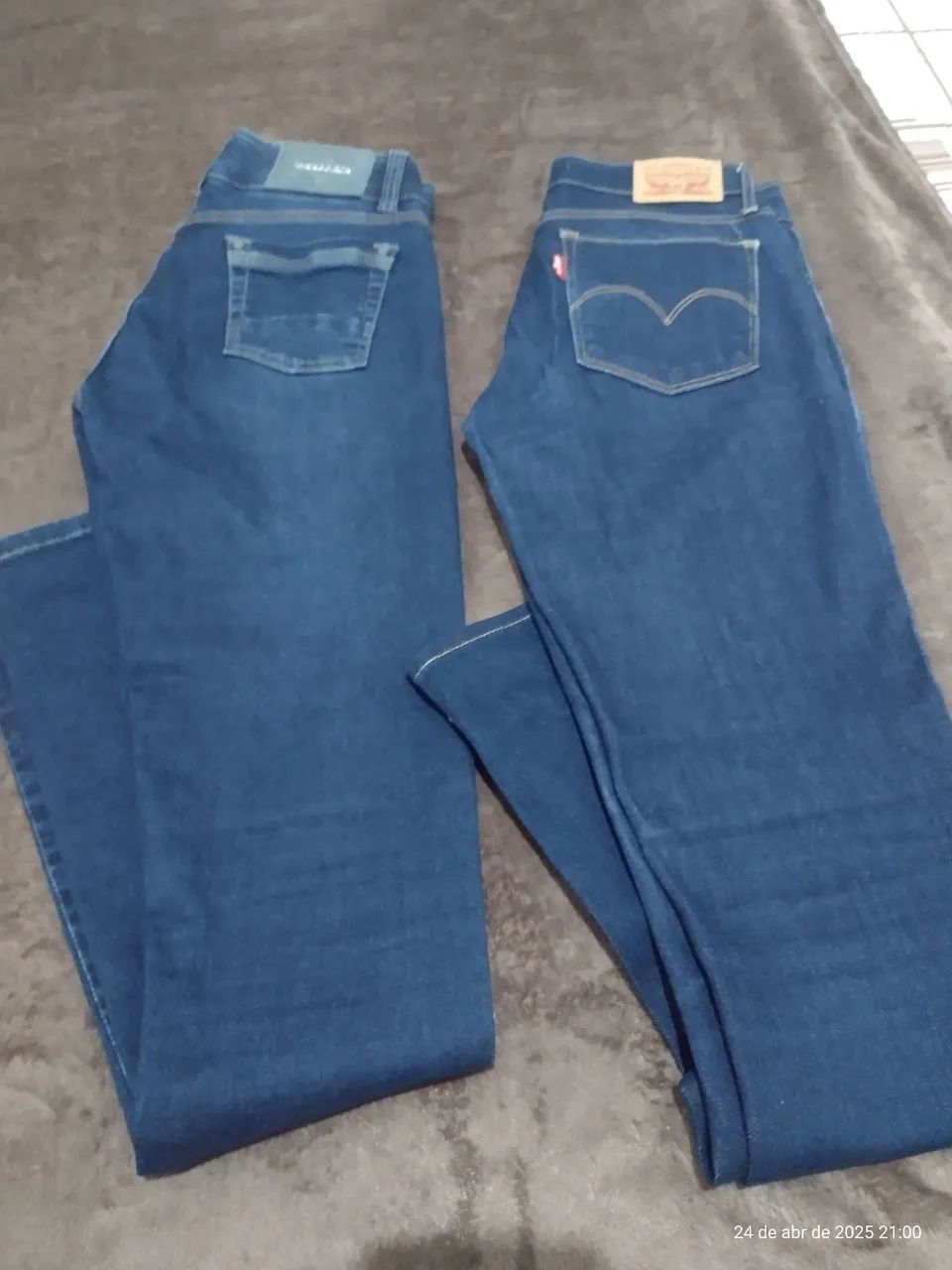 2 Calças Jeans - Tamanho 36