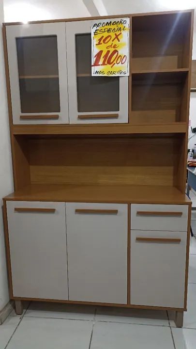 Armário de Cozinha Amadeirado