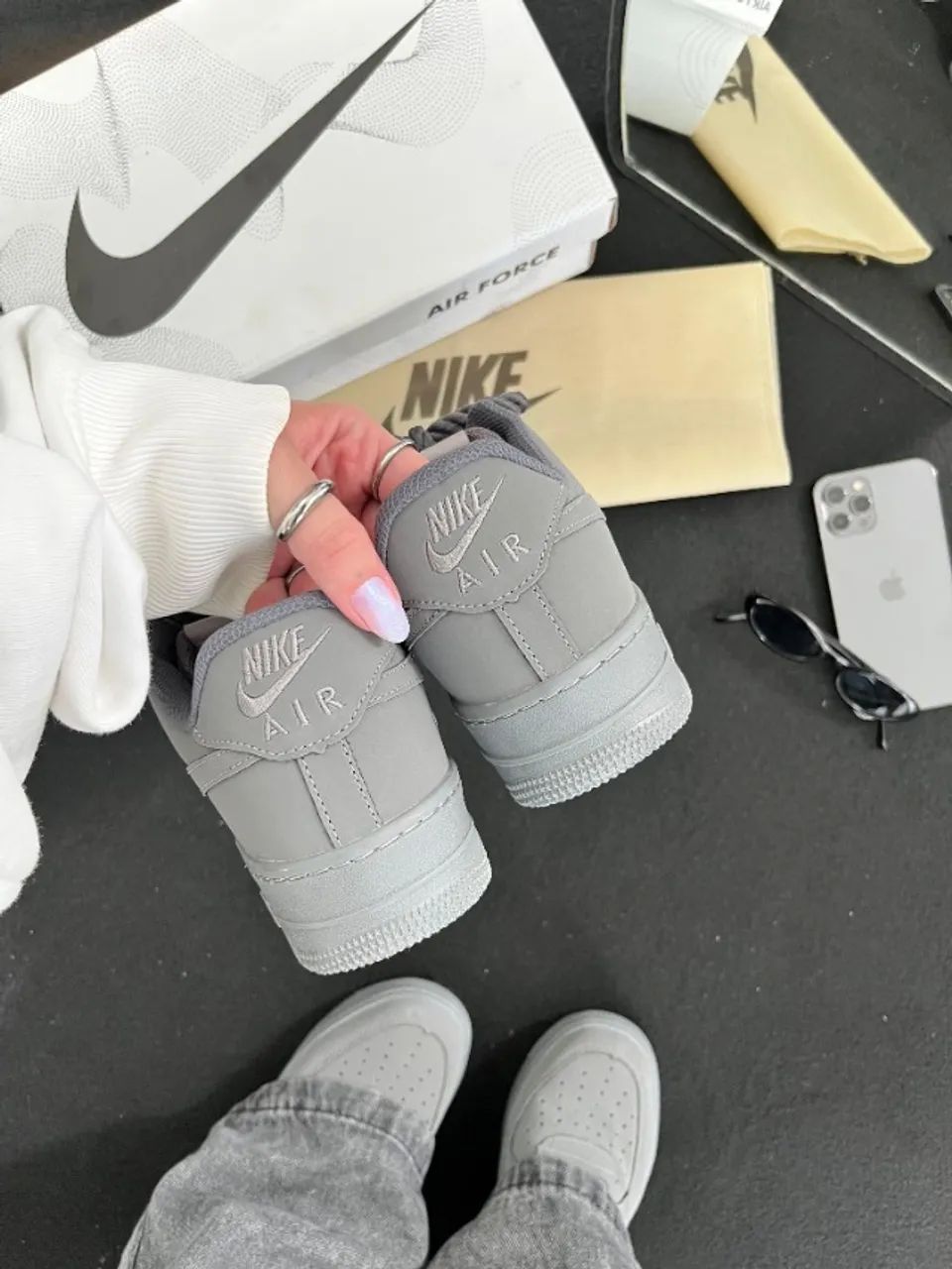 Tênis Nike Air Force Cinza Premium - Dois Tipos de Cadarço - Foto 3