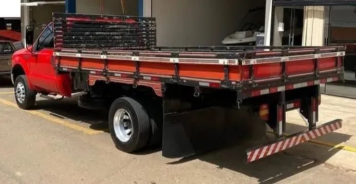 F4000 2017 4x4 2P Carroceria
