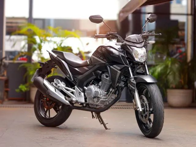 CB TWISTER 250 (100% CONSERVADA) financio ou boleto 