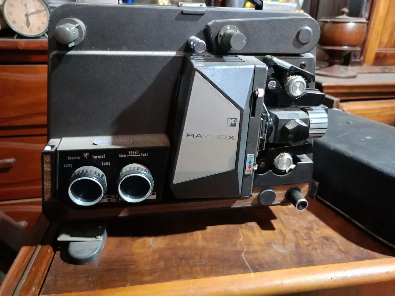 Projetor de Cinema Raynox Vintage - Foto 5