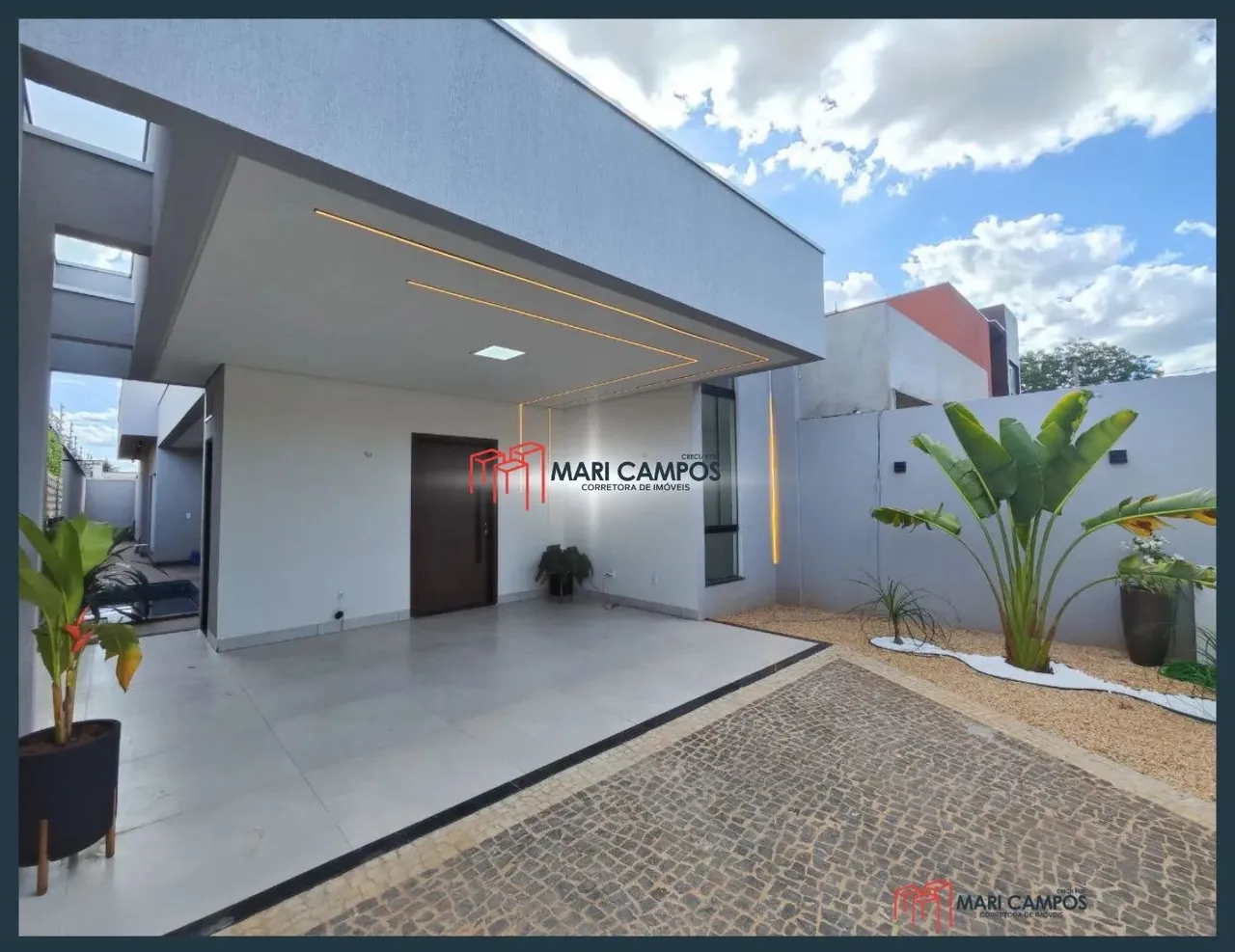 Casa com 3 Suítes, 225m² na 405 Sul (Arso 42) Palmas - TO