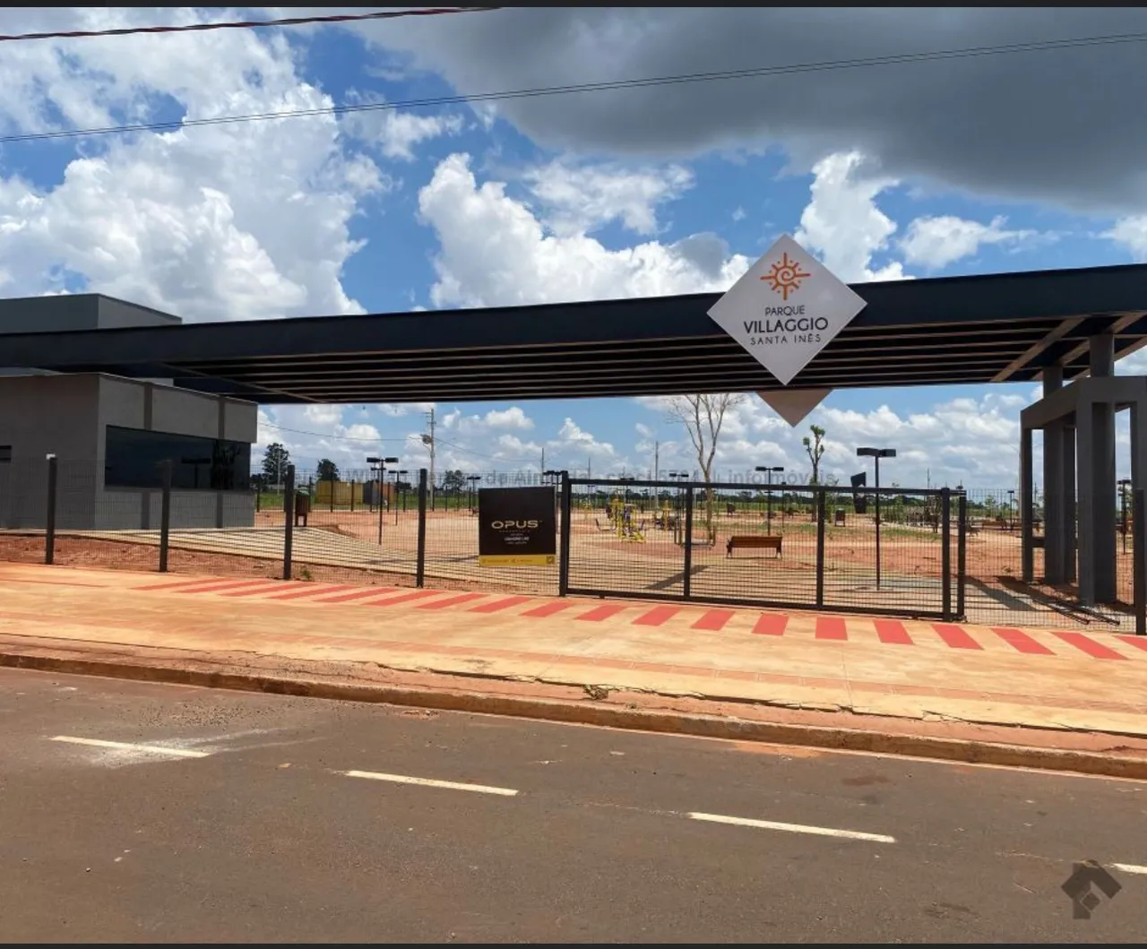 Terreno Condomínio Villagio Santa Inês