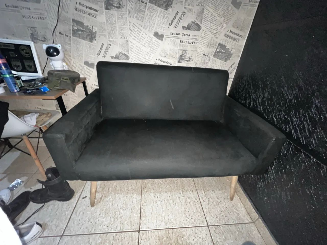 Sofá namoradeira de dois lugares 