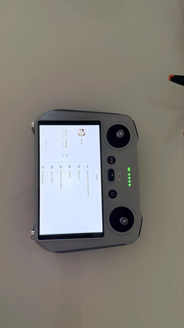 Kit completo de Drone DJI mini 3 apenas 2,87 horas de uso - Foto 4